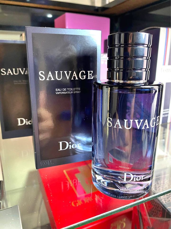 PROMO 33 (ROLEX SUBMARINE + SAUVAGE ML + INVICTUS 100 ML) PERFUMES